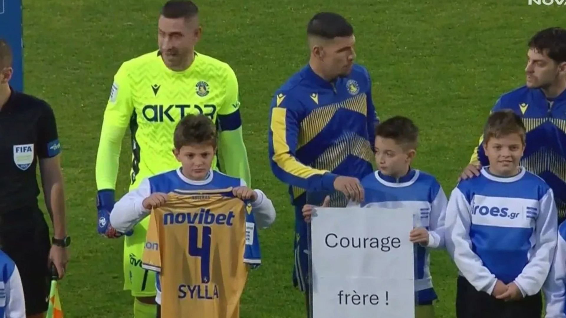 Το μήνυμα στήριξης των παικτών του ΑSTERAS AKTOR στον Σιλά